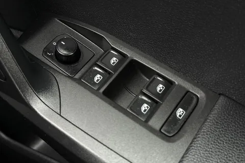 DG22CTY SEAT Arona 1.0 TSI EVO SE Technology Euro 6 (s/s) 5dr Thumbnail #35