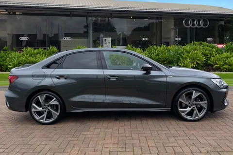 KO25XZG Audi A3 Black Edition 35 TFSI  150 PS S tronic Thumbnail #4