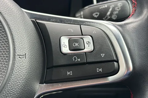 ND18VHL Volkswagen Golf 2.0 TSI GTI Performance DSG Euro 6 (s/s) 5dr Thumbnail #39