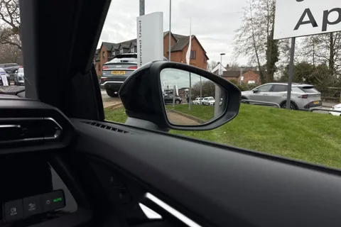 DA25EZG Audi A3 Black Edition 35 TFSI  150 PS S tronic Thumbnail #22