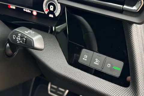 DA25EZG Audi A3 Black Edition 35 TFSI  150 PS S tronic Thumbnail #43