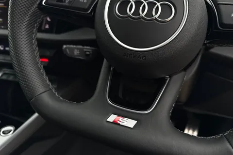 DA25EZG Audi A3 Black Edition 35 TFSI  150 PS S tronic Thumbnail #48