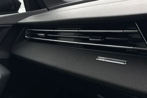 DA25EZG Audi A3 Black Edition 35 TFSI  150 PS S tronic Thumbnail #62