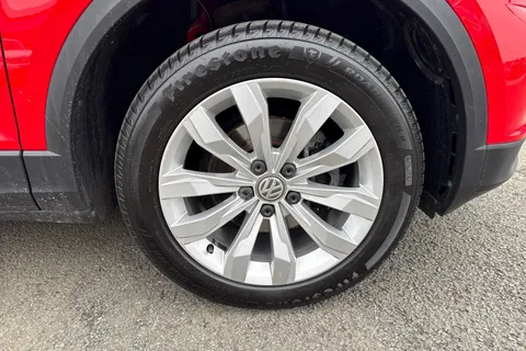 YY68KRO Volkswagen T-Roc 1.0 TSI SE 5dr | Acc | App Connect | DAB Thumbnail #10