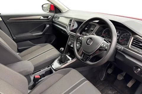 YY68KRO Volkswagen T-Roc 1.0 TSI SE 5dr | Acc | App Connect | DAB Thumbnail #14