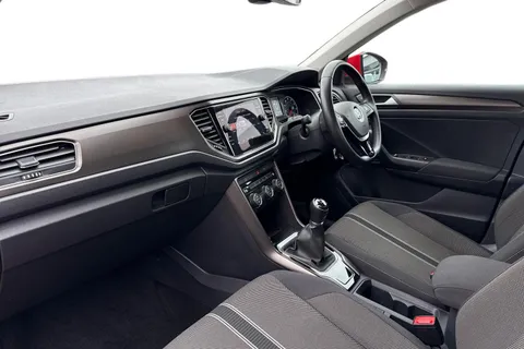 YY68KRO Volkswagen T-Roc 1.0 TSI SE 5dr | Acc | App Connect | DAB Thumbnail #15