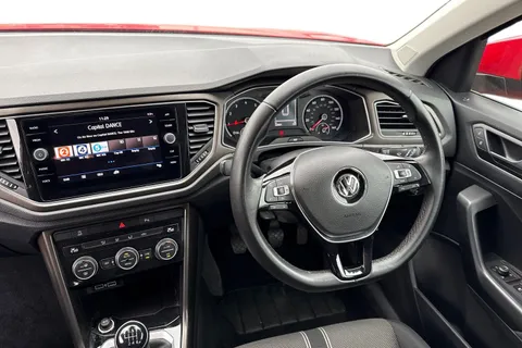 YY68KRO Volkswagen T-Roc 1.0 TSI SE 5dr | Acc | App Connect | DAB Thumbnail #18