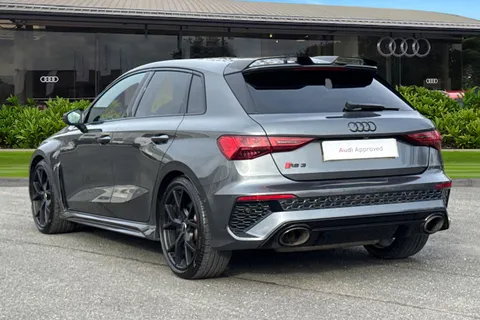 2 of 66 for Audi RS 3 RS 3 Sportback Carbon Black 400 PS S tronic