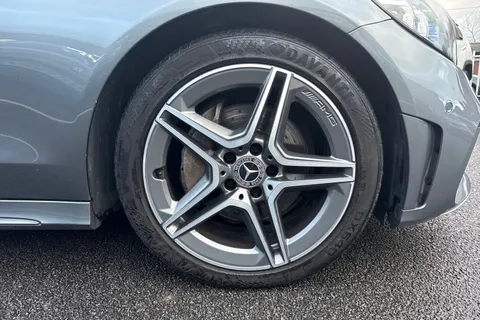 FJ68VZX Mercedes-Benz C Class 2.0 C220d AMG Line (Premium) G-Tronic+ Euro 6 (s/s) 2dr Thumbnail #7