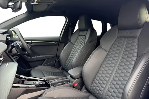 16 of 66 for Audi RS 3 RS 3 Sportback Carbon Black 400 PS S tronic