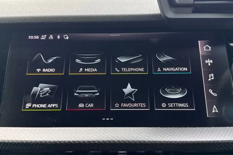 17 of 66 for Audi RS 3 RS 3 Sportback Carbon Black 400 PS S tronic