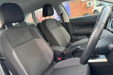 PJ22HTE Volkswagen Taigo 1.0 TSI Life Euro 6 (s/s) 5dr Thumbnail #25