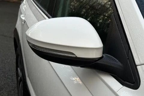 PJ22HTE Volkswagen Taigo 1.0 TSI Life Euro 6 (s/s) 5dr Thumbnail #28