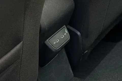 PJ22HTE Volkswagen Taigo 1.0 TSI Life Euro 6 (s/s) 5dr Thumbnail #34