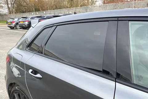 32 of 66 for Audi RS 3 RS 3 Sportback Carbon Black 400 PS S tronic