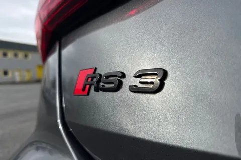 35 of 66 for Audi RS 3 RS 3 Sportback Carbon Black 400 PS S tronic