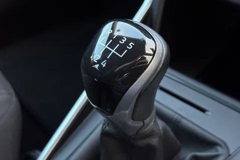 PJ22HTE Volkswagen Taigo 1.0 TSI Life Euro 6 (s/s) 5dr Thumbnail #42