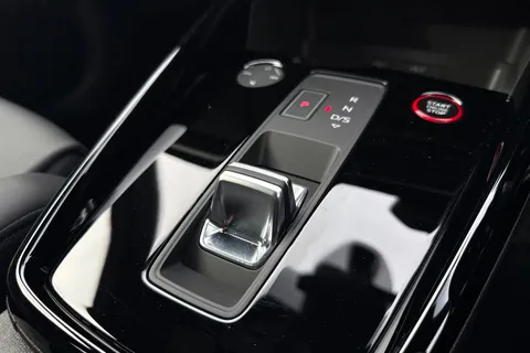 48 of 66 for Audi RS 3 RS 3 Sportback Carbon Black 400 PS S tronic