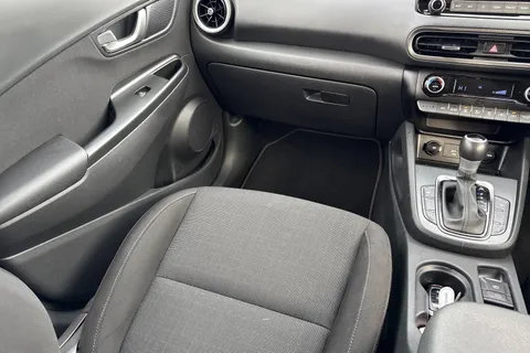 LG72UOD Hyundai Kona 1.6 h-GDi Premium DCT Euro 6 (s/s) 5dr Thumbnail #16