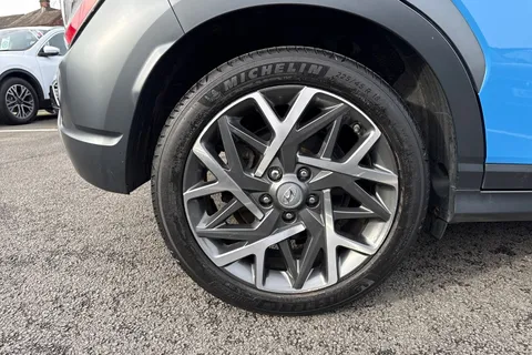 LG72UOD Hyundai Kona 1.6 h-GDi Premium DCT Euro 6 (s/s) 5dr Thumbnail #23