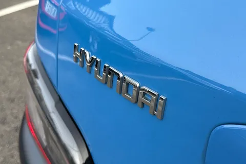 LG72UOD Hyundai Kona 1.6 h-GDi Premium DCT Euro 6 (s/s) 5dr Thumbnail #31