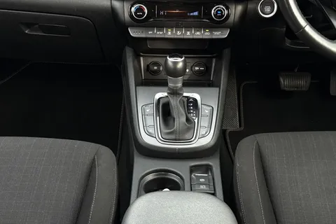 LG72UOD Hyundai Kona 1.6 h-GDi Premium DCT Euro 6 (s/s) 5dr Thumbnail #38