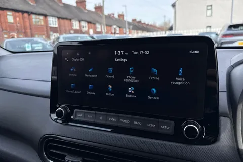 LG72UOD Hyundai Kona 1.6 h-GDi Premium DCT Euro 6 (s/s) 5dr Thumbnail #49