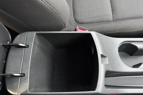 LG72UOD Hyundai Kona 1.6 h-GDi Premium DCT Euro 6 (s/s) 5dr Thumbnail #54