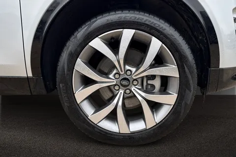 KO73YWG Land Rover Discovery Sport 1.5 P300e Dynamic HSE 5dr Thumbnail #10