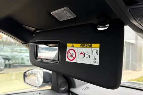 KO73YWG Land Rover Discovery Sport 1.5 P300e Dynamic HSE 5dr Thumbnail #48