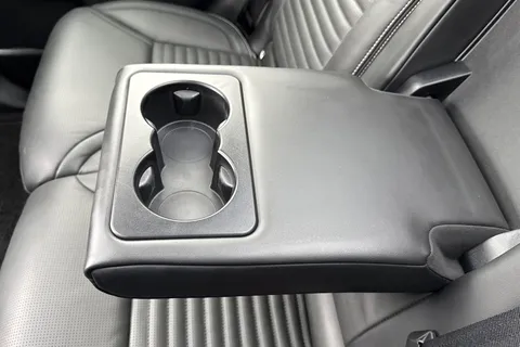 KT74DBV Land Rover Discovery 3.0 D350 Dynamic HSE 5dr Thumbnail #46