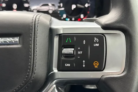 KT74DBV Land Rover Discovery 3.0 D350 Dynamic HSE 5dr Thumbnail #50