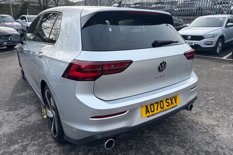 16 of 49 for Volkswagen Golf 2.0 TSI GTI DSG Euro 6 (s/s) 5dr