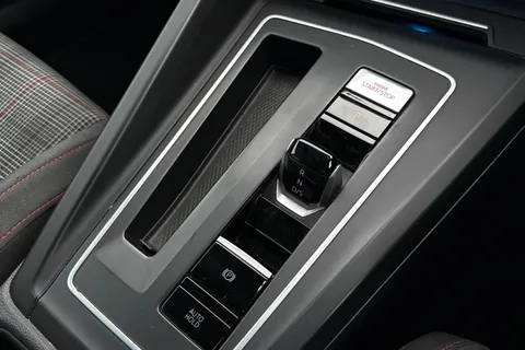 20 of 49 for Volkswagen Golf 2.0 TSI GTI DSG Euro 6 (s/s) 5dr