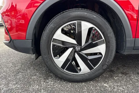 24 of 51 for MG Mg Zs 72.6kWh Trophy Long Range Auto 5dr