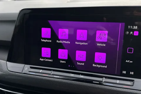 34 of 49 for Volkswagen Golf 2.0 TSI GTI DSG Euro 6 (s/s) 5dr