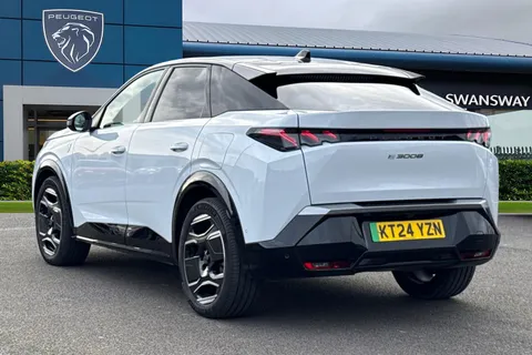 KT24YZN PEUGEOT E-3008 73kWh GT Auto 5dr Thumbnail #3