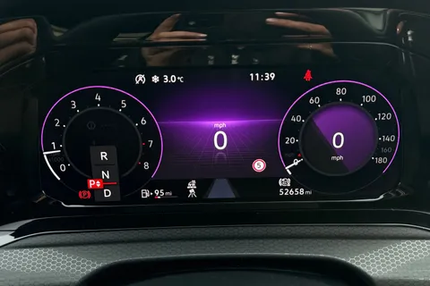 38 of 49 for Volkswagen Golf 2.0 TSI GTI DSG Euro 6 (s/s) 5dr