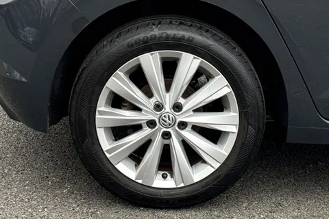 11 of 50 for Volkswagen Polo 1.0 TSI SEL Euro 6 (s/s) 5dr