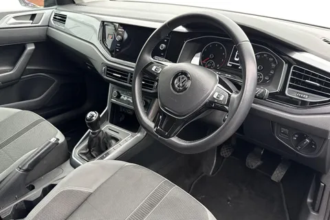 14 of 50 for Volkswagen Polo 1.0 TSI SEL Euro 6 (s/s) 5dr