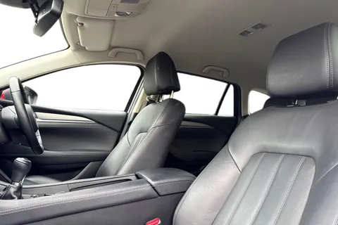 NX68FCM Mazda Mazda6 2.2 SKYACTIV-D Sport Nav+ Tourer Euro 6 (s/s) 5dr Thumbnail #17