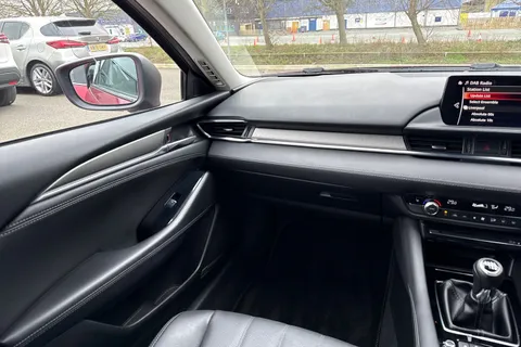 NX68FCM Mazda Mazda6 2.2 SKYACTIV-D Sport Nav+ Tourer Euro 6 (s/s) 5dr Thumbnail #21