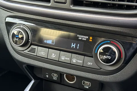 MM74XTR Hyundai I10 1.0 Premium Euro 6 (s/s) 5dr Thumbnail #23