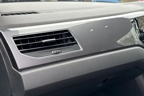 32 of 50 for Volkswagen Polo 1.0 TSI SEL Euro 6 (s/s) 5dr