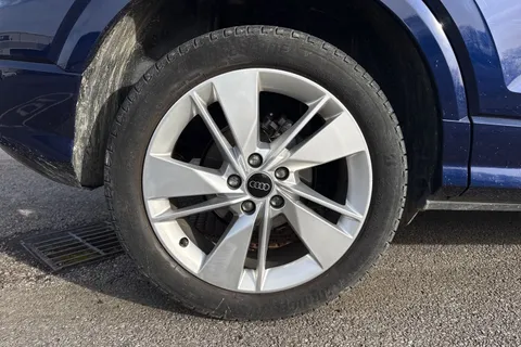PJ23RYW Audi Q2 S line 35 TFSI 150 PS S tronic Thumbnail #12