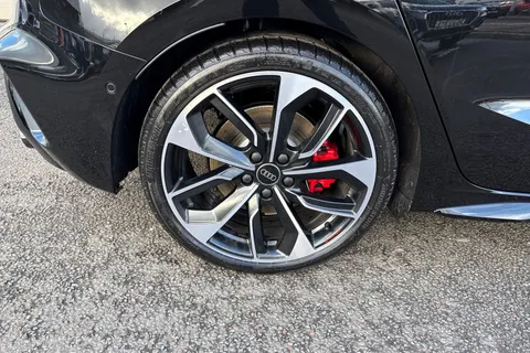 Audi S3 2.0 TFSI Black Edition Sportback S Tronic quattro Euro 6 (s/s) 5dr Thumbnail #11