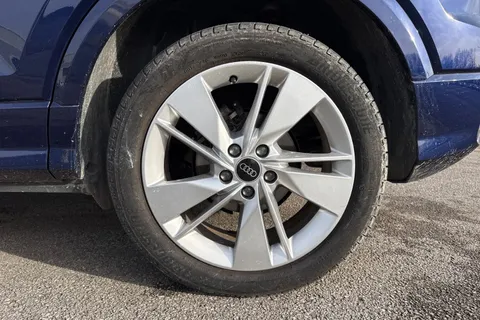 PJ23RYW Audi Q2 S line 35 TFSI 150 PS S tronic Thumbnail #13