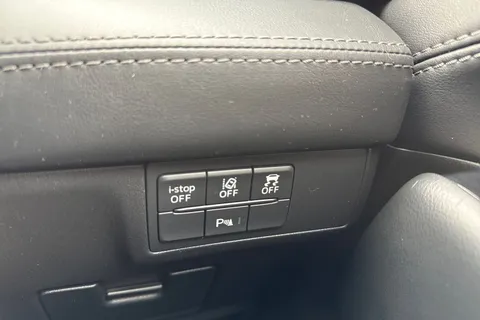 NX68FCM Mazda Mazda6 2.2 SKYACTIV-D Sport Nav+ Tourer Euro 6 (s/s) 5dr Thumbnail #42