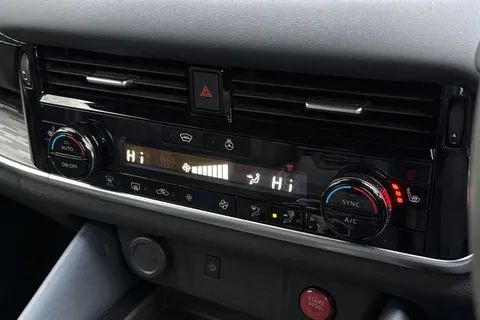 SM72WWJ Nissan Qashqai 1.5 E-Power Tekna 5dr Auto Thumbnail #22
