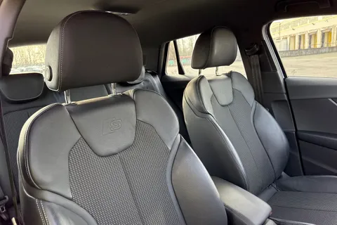 PJ23RYW Audi Q2 S line 35 TFSI 150 PS S tronic Thumbnail #25